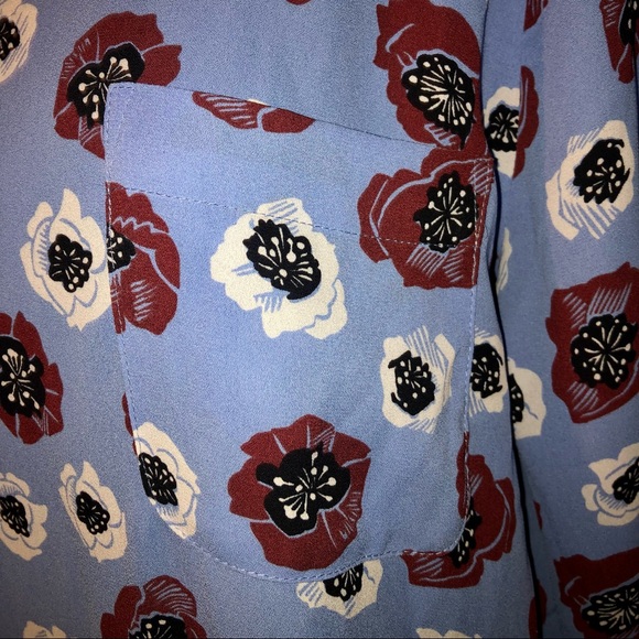 LOFT Floral Top - Picture 2 of 7